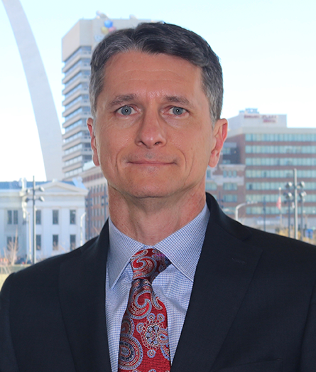 Thomas_William_2020_headshot